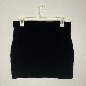 Windsor Black Pencil Skirt